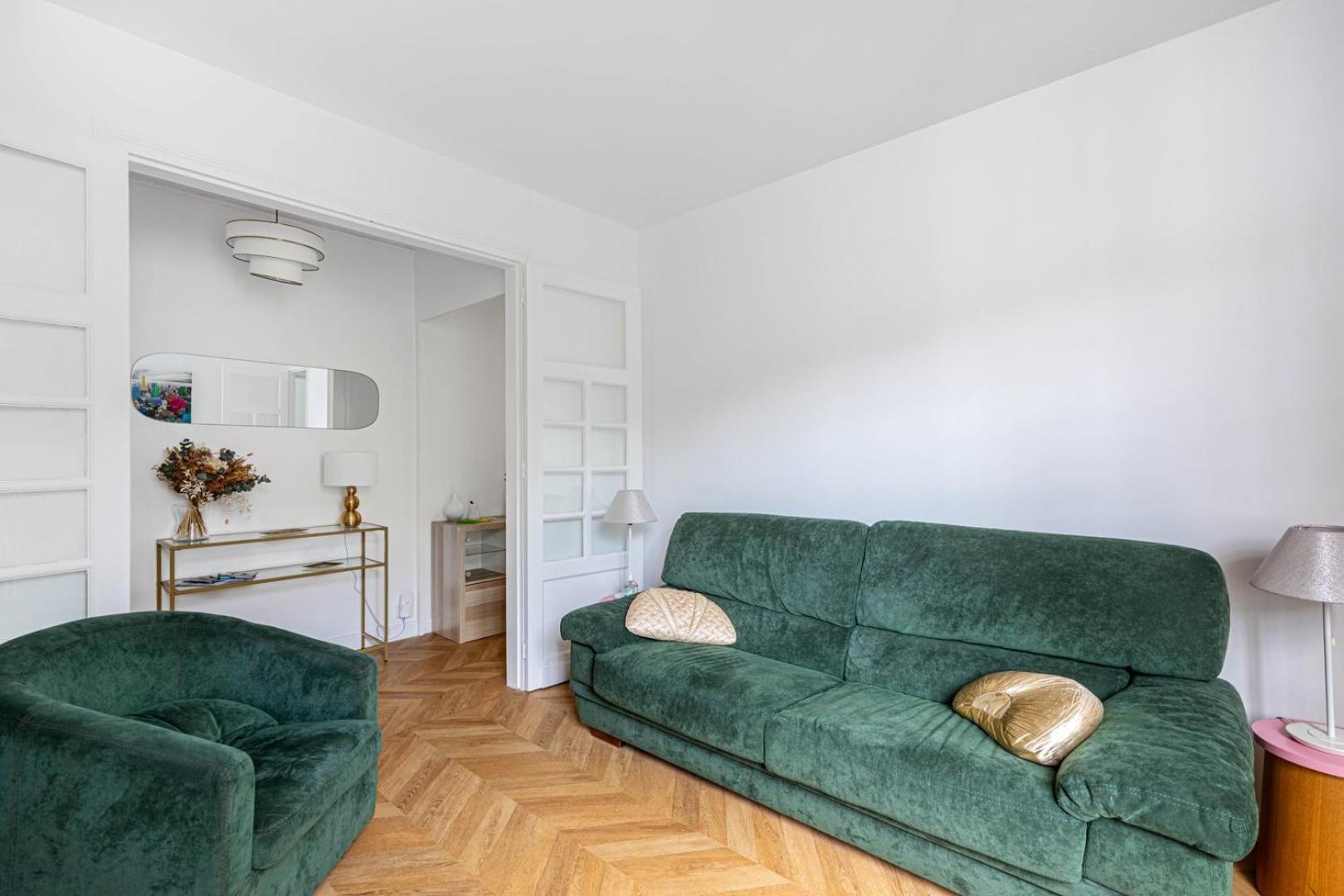 Апартаменты Guestready - Luxe Living Near The Eiffel Tower Париж Экстерьер фото